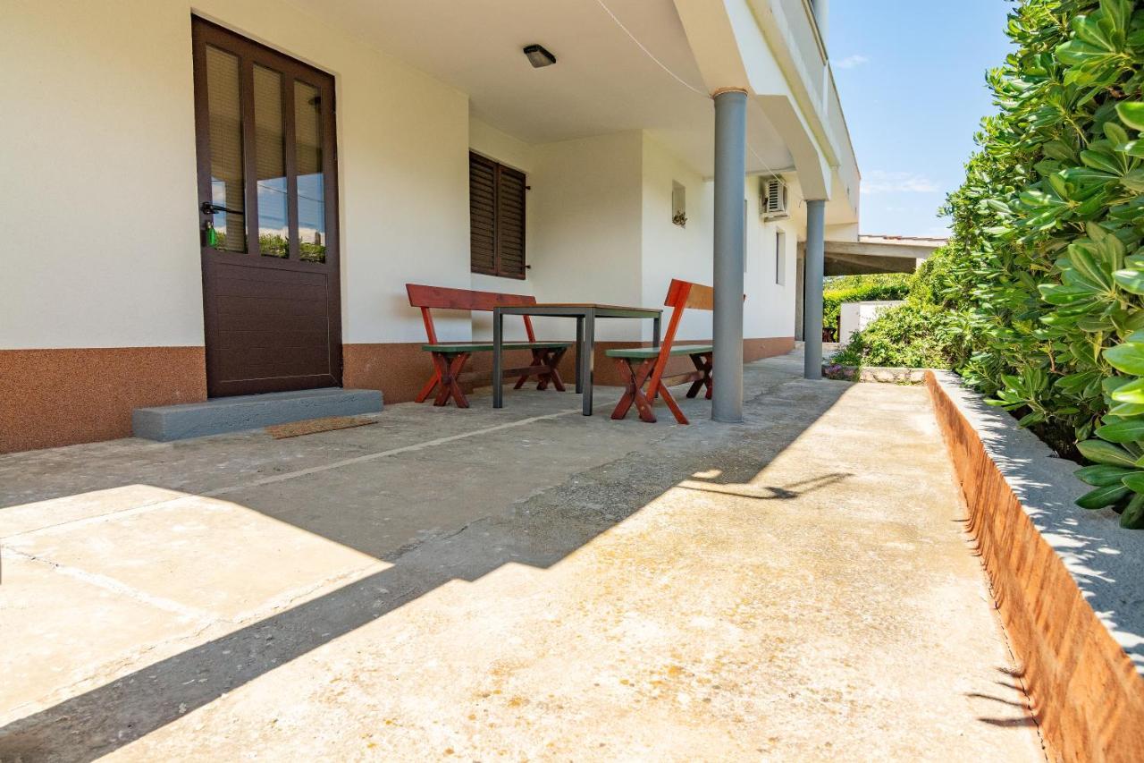 Apartment Dumicic 2 Mundanije Dış mekan fotoğraf